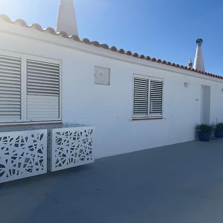 Penthouse S.Jorge Seaview T4 Daire Quarteira Dış mekan fotoğraf
